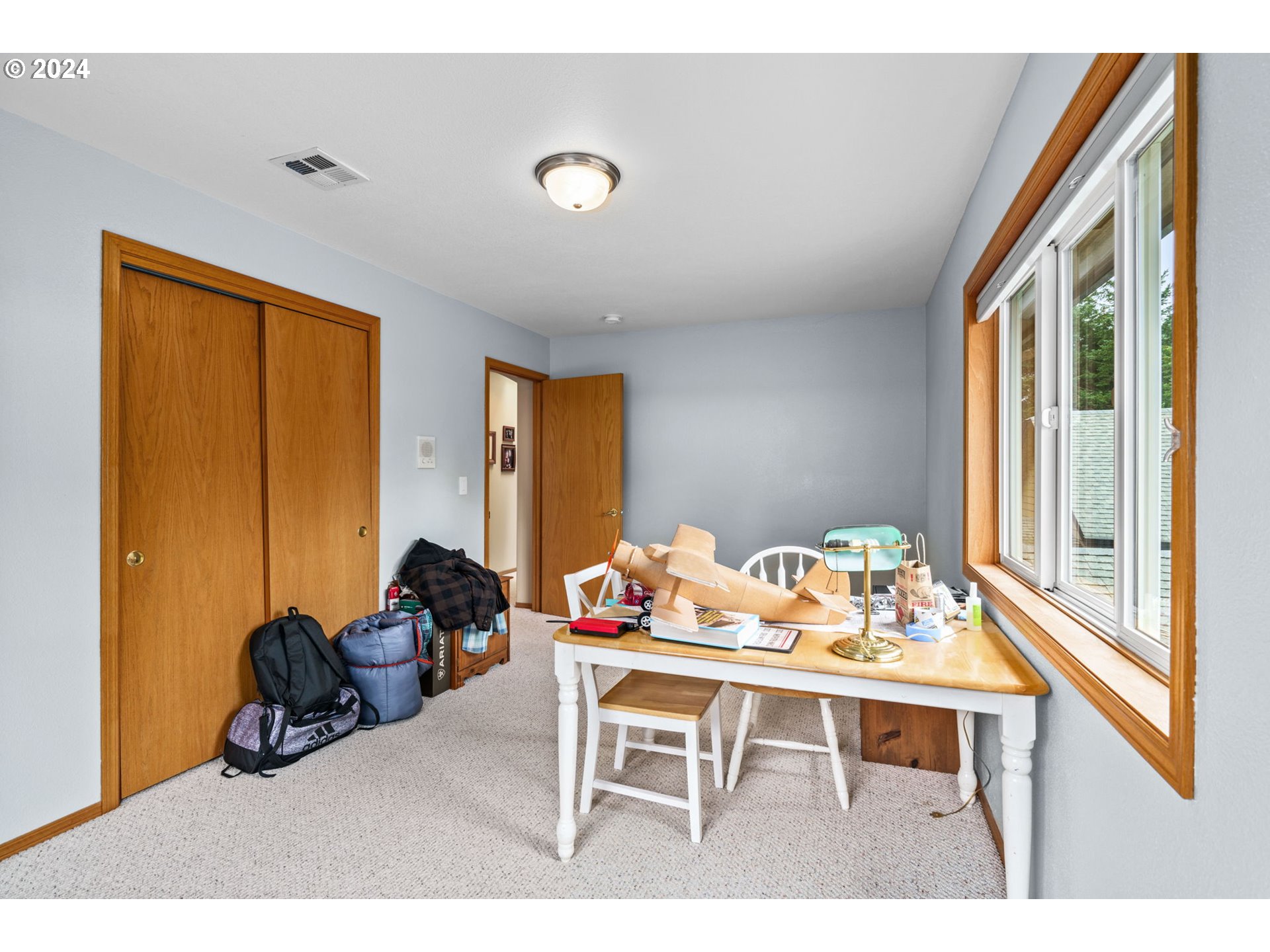 25241 Hall Road Cheshire, OR 97419 - Photo 27 of 48 a outdoor living space with furniture