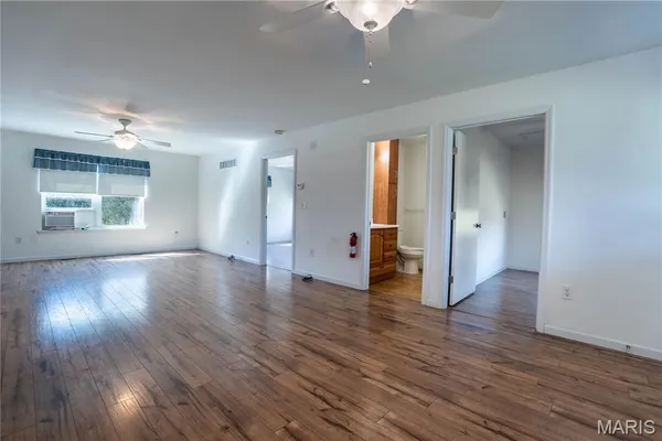 $470,000 | 127 Mar Pat Drive, Wentzville, MO 63385