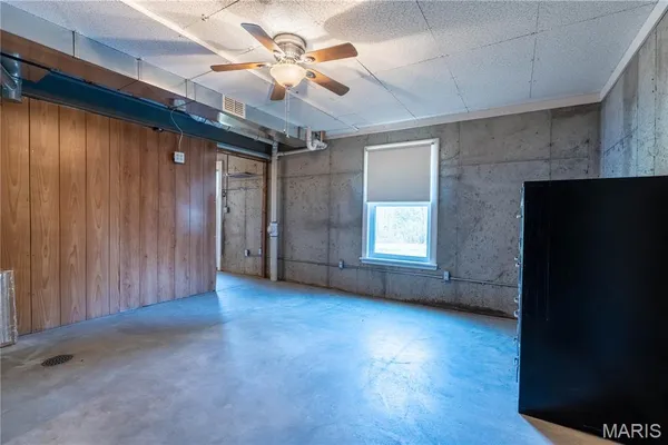 $470,000 | 127 Mar Pat Drive, Wentzville, MO 63385