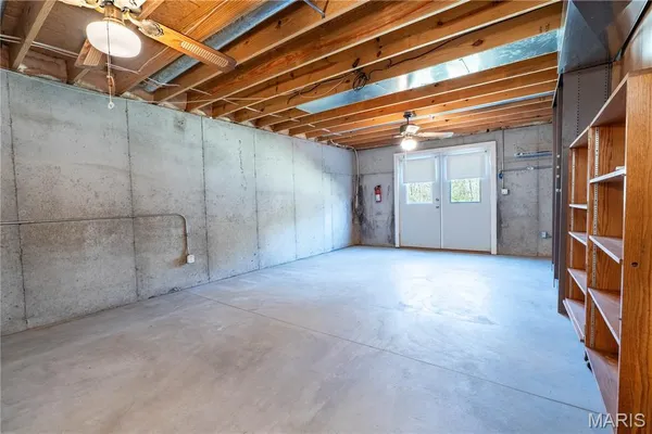 $470,000 | 127 Mar Pat Drive, Wentzville, MO 63385