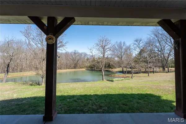 $470,000 | 127 Mar Pat Drive, Wentzville, MO 63385