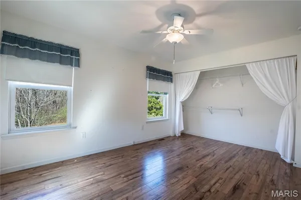 $470,000 | 127 Mar Pat Drive, Wentzville, MO 63385