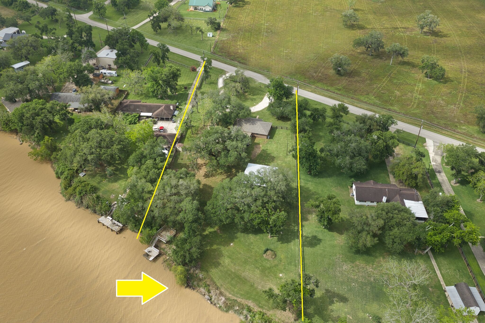3836 Brazos River Road, Unit CR400 Freeport, TX 77541 - Photo 39 of 43 a view of a garden