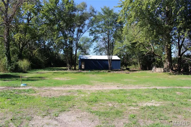 $56,000 | 209 South Elm Street, Bellflower, MO 63333