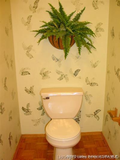 2599 East Robin Road New Albany, IN 47150 - Photo 12 of 19 Gallery Image 12