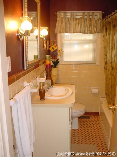 2599 East Robin Road New Albany, IN 47150 - Photo 9 of 19 Gallery Image 9