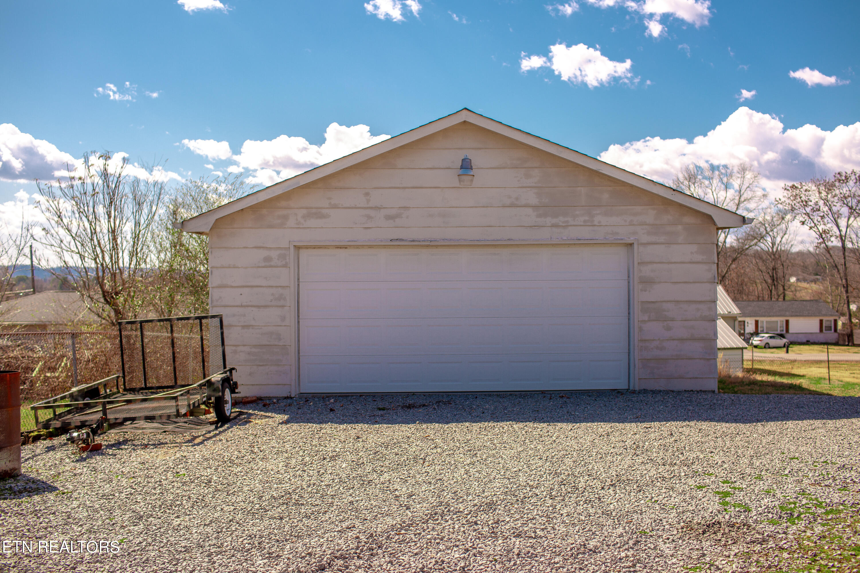 8025 Ewing Road Powell, TN 37849 - Photo 10 of 12 0S0A6032