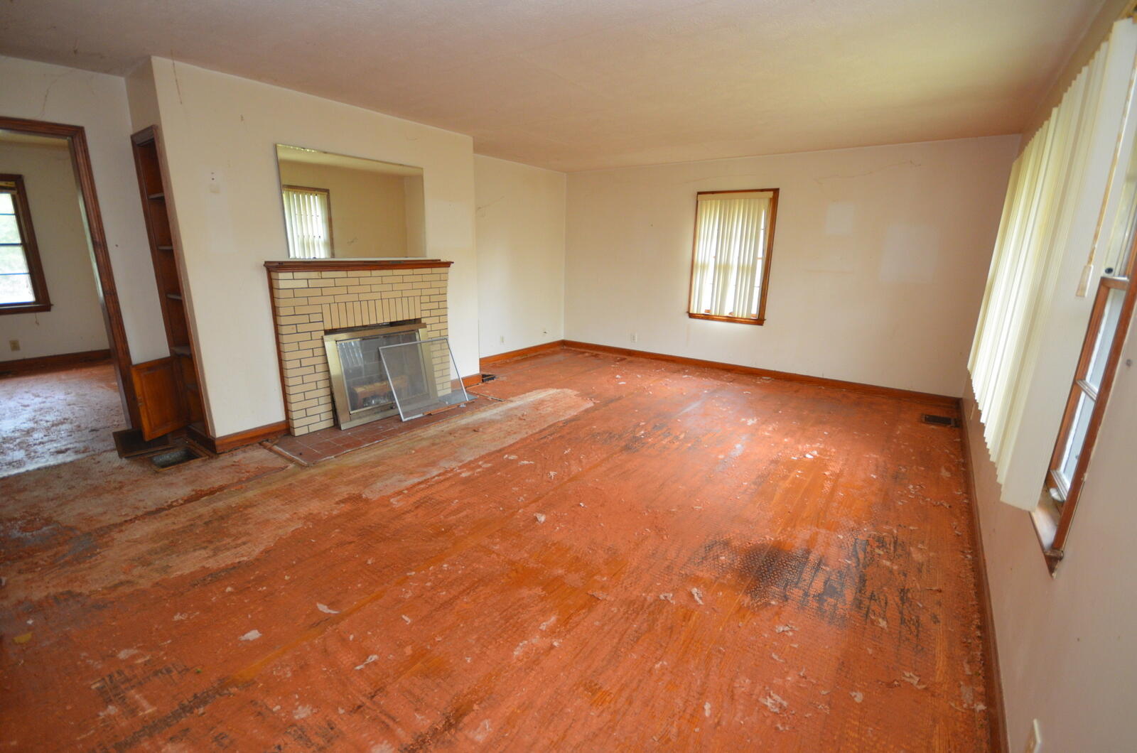 1716 Happy Hill Road Kingsport, TN 37660 - Photo 3 of 17 DSC_0115