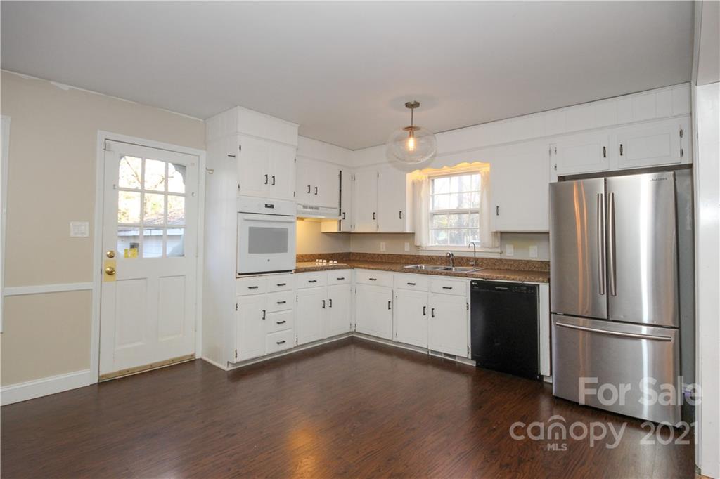 11305 Torino Road Matthews, NC 28105 - Photo 14 of 46 Gallery Image 14