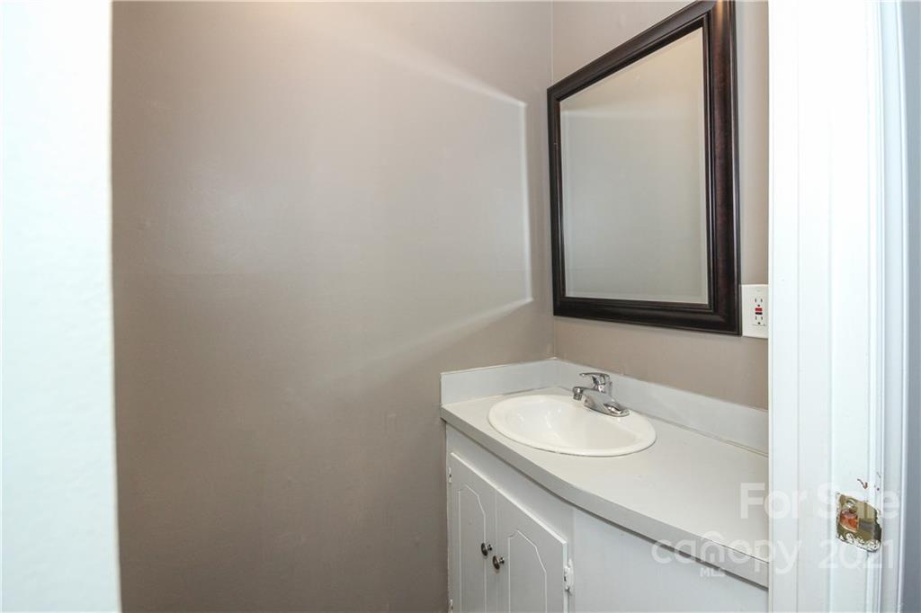 11305 Torino Road Matthews, NC 28105 - Photo 22 of 46 Gallery Image 22