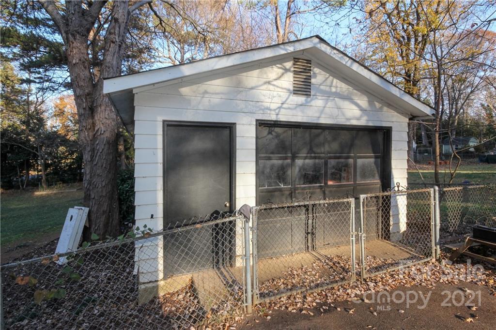 11305 Torino Road Matthews, NC 28105 - Photo 42 of 46 Gallery Image 42