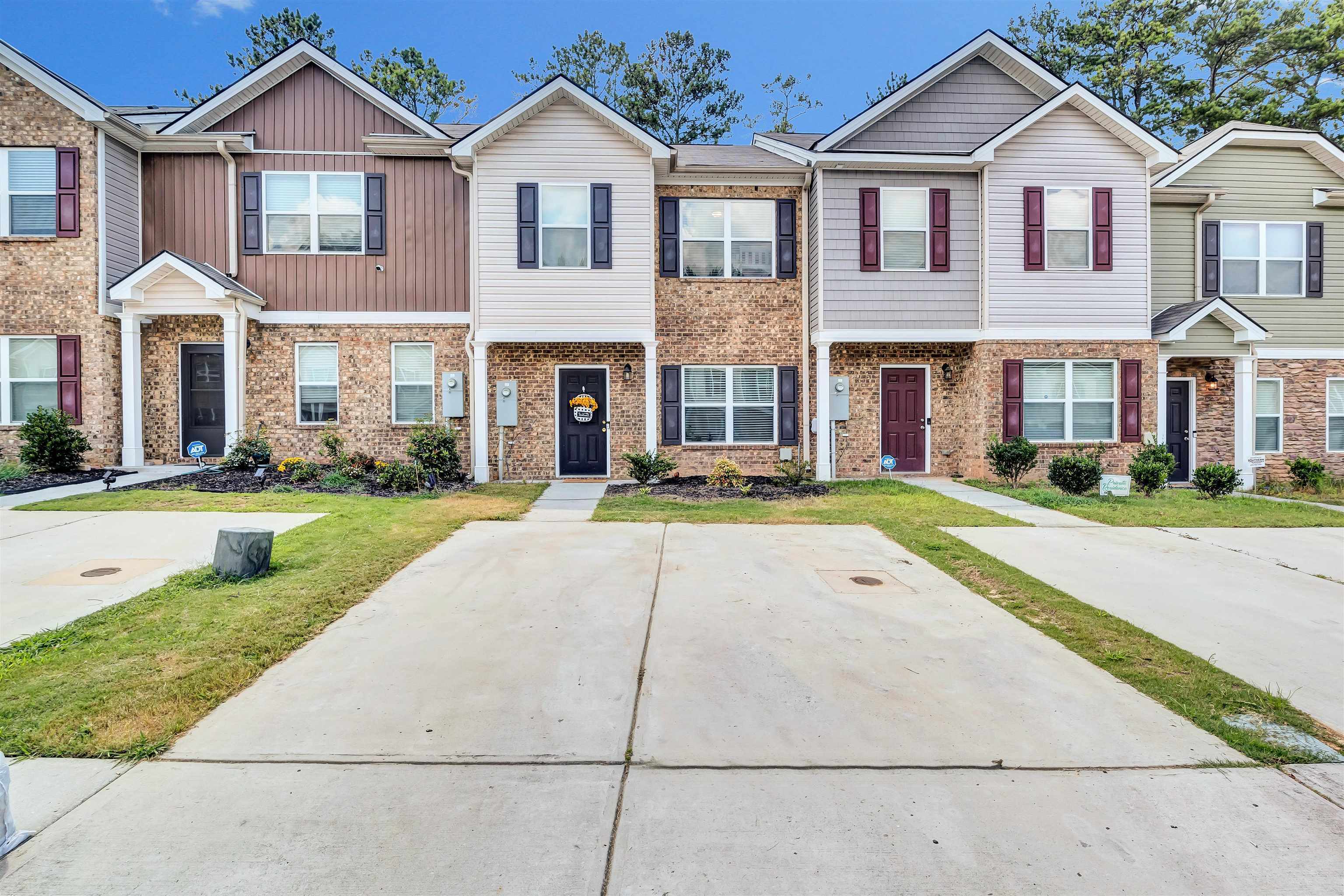 6125 Oakley Road Union City, GA 30291 - Photo 1 of 1 Gallery Image 1