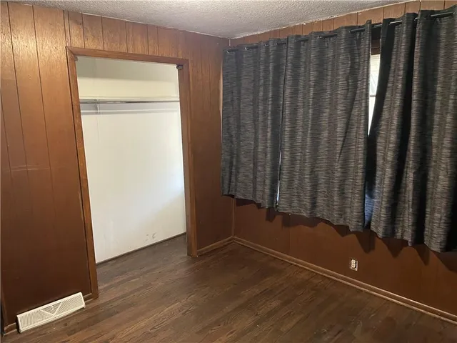 $139,000 | 1439 Central Street, Leavenworth, KS 66048