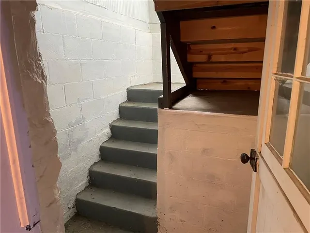 $139,000 | 1439 Central Street, Leavenworth, KS 66048