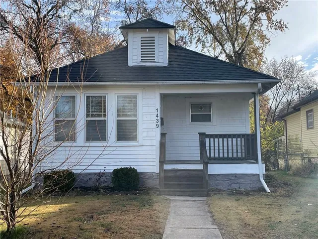 $139,000 | 1439 Central Street, Leavenworth, KS 66048