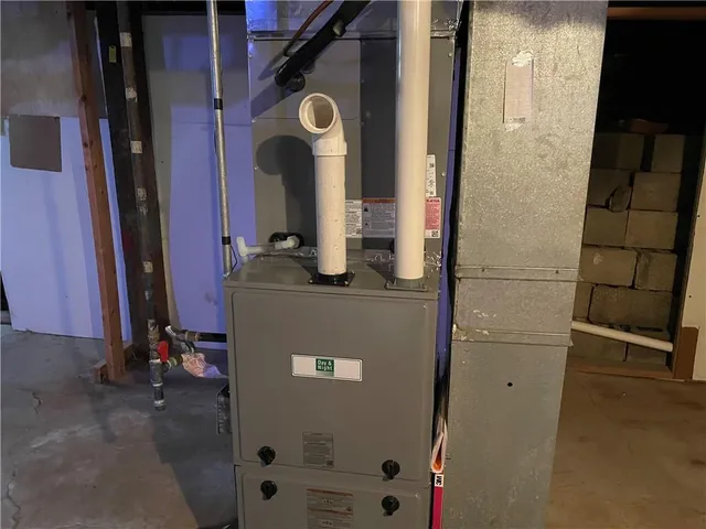 $139,000 | 1439 Central Street, Leavenworth, KS 66048