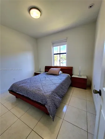 $4,100 | 9731 Northwest 10 Terrace, Miami, FL 33172
