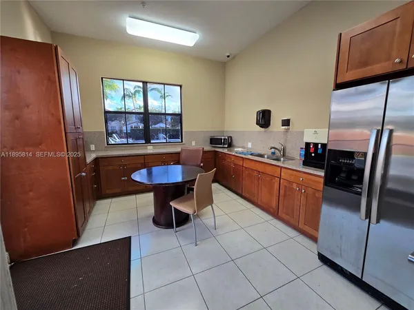 $4,100 | 9731 Northwest 10 Terrace, Miami, FL 33172