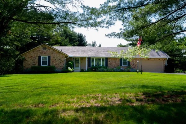 $372,900 | 6126 Knollwood Road, Springfield, OH 45502