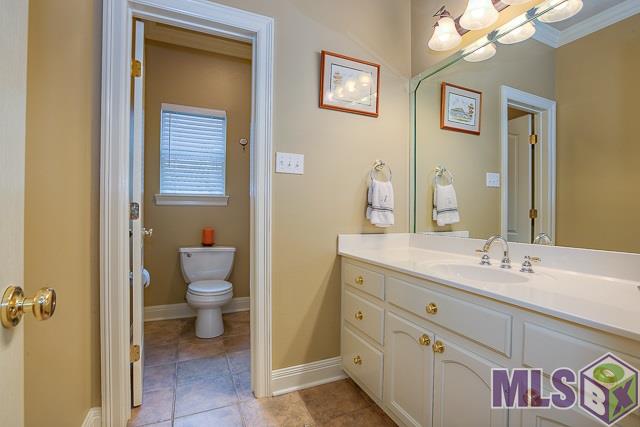 4407 Antler Drive Baton Rouge, LA 70817 - Photo 17 of 32 Hall Bath