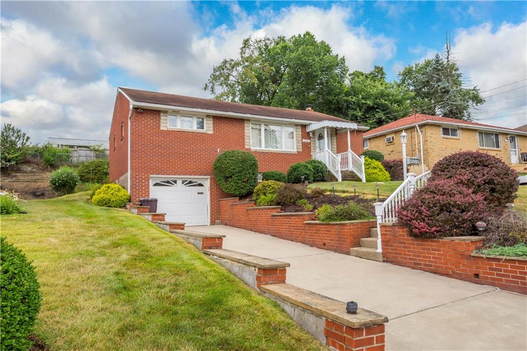 5260 Blossom Road Pittsburgh, PA 15236 - Photo 4 of 30 Gallery Image 4