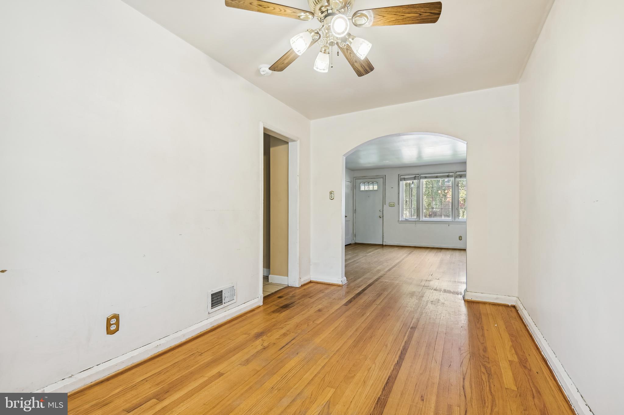 537 Larkfield Road Dundalk, MD 21222 - Photo 8 of 40