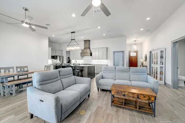 $570,000 | 105 Nicholas Weeks, Blanco, TX 78606