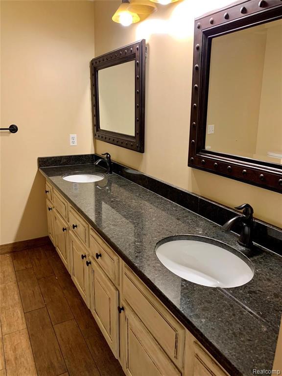 1632 Wakefield Court Rochester Hills, MI 48306 - Photo 40 of 56