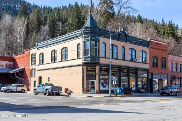 $795,000 | 524 Bank Street, Wallace, ID 83873