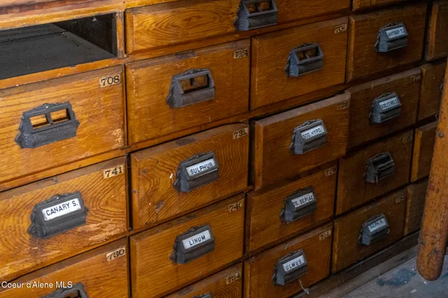 $795,000 | 524 Bank Street, Wallace, ID 83873