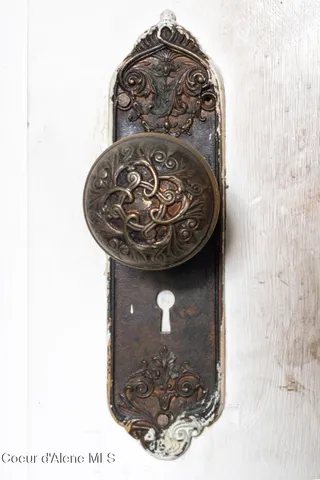 $795,000 | 524 Bank Street, Wallace, ID 83873