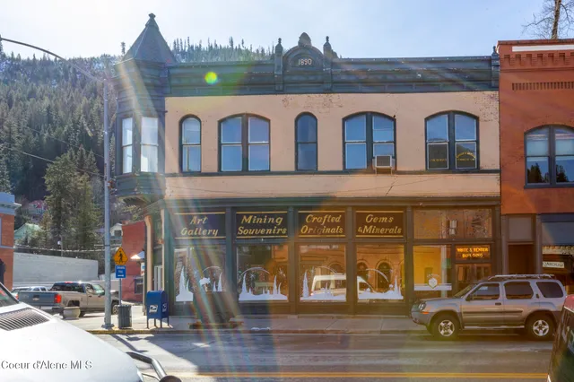 $795,000 | 524 Bank Street, Wallace, ID 83873