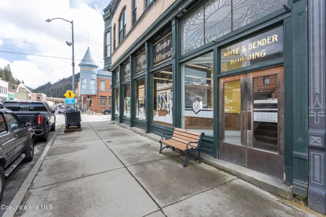 $795,000 | 524 Bank Street, Wallace, ID 83873