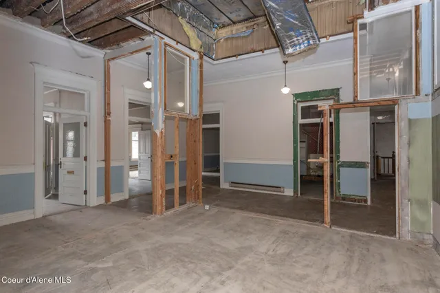 $795,000 | 524 Bank Street, Wallace, ID 83873