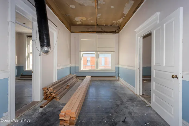 $795,000 | 524 Bank Street, Wallace, ID 83873