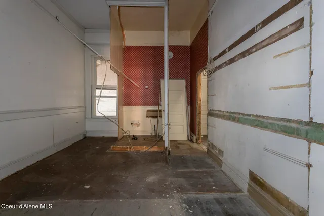 $795,000 | 524 Bank Street, Wallace, ID 83873