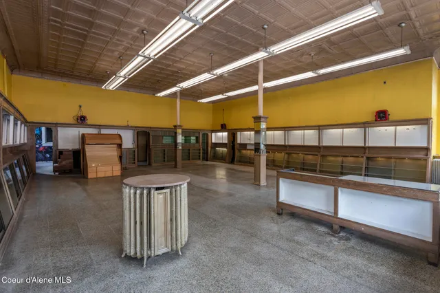 $795,000 | 524 Bank Street, Wallace, ID 83873