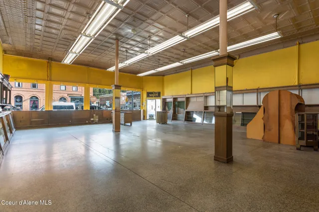 $795,000 | 524 Bank Street, Wallace, ID 83873