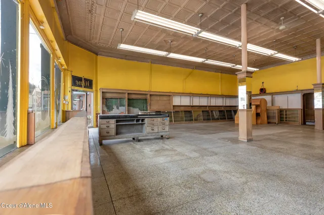 $795,000 | 524 Bank Street, Wallace, ID 83873