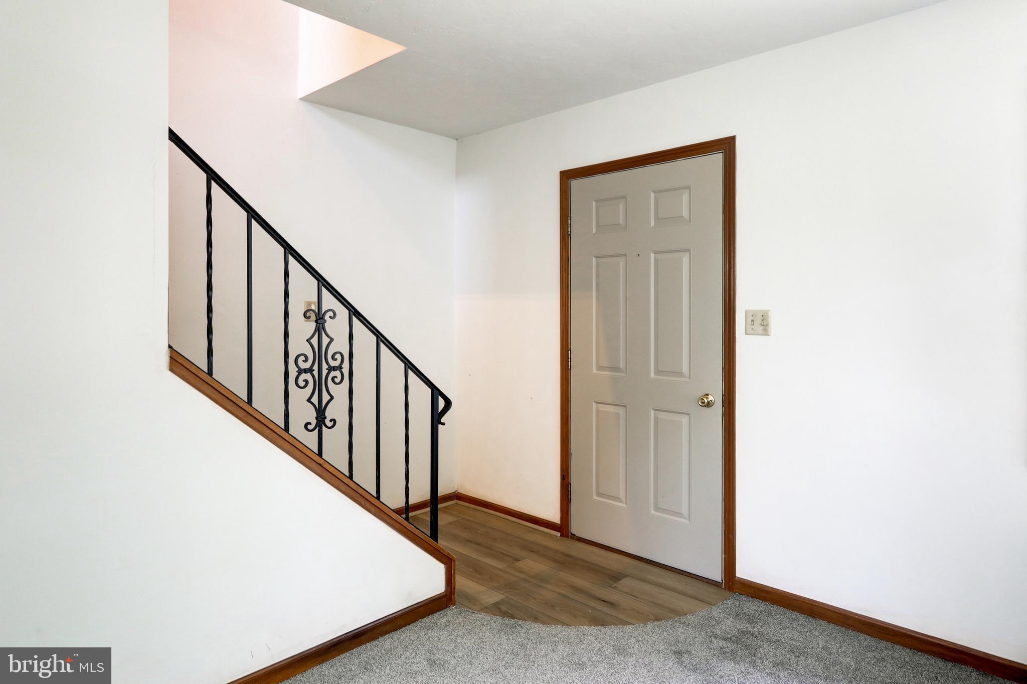 25 Filbert Street Hanover, PA 17331 - Photo 4 of 34