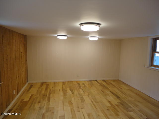 471 River Road Windsor, MA 01270 - Photo 4 of 19
