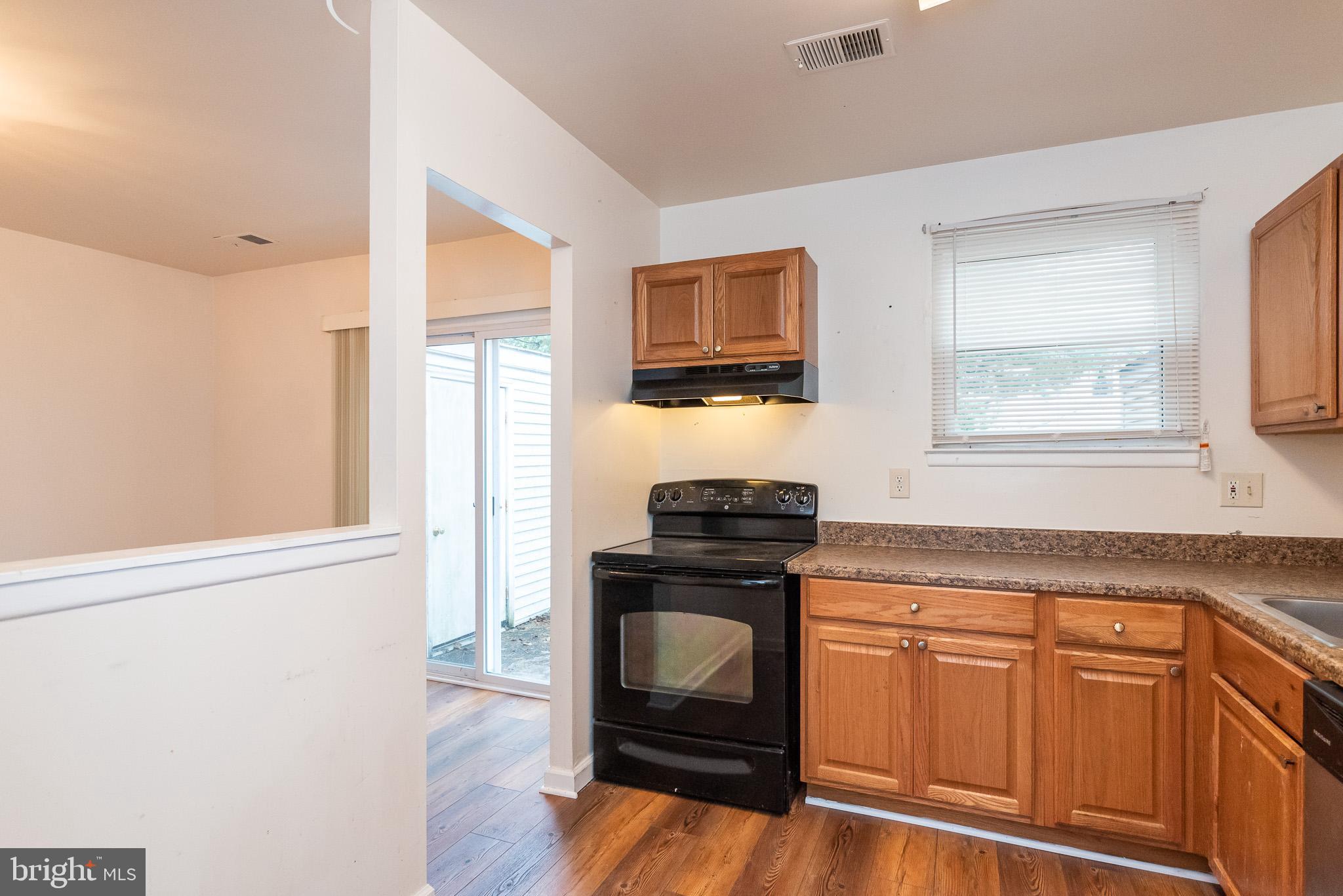 29 Kintore Court Baltimore, MD 21234 - Photo 11 of 32