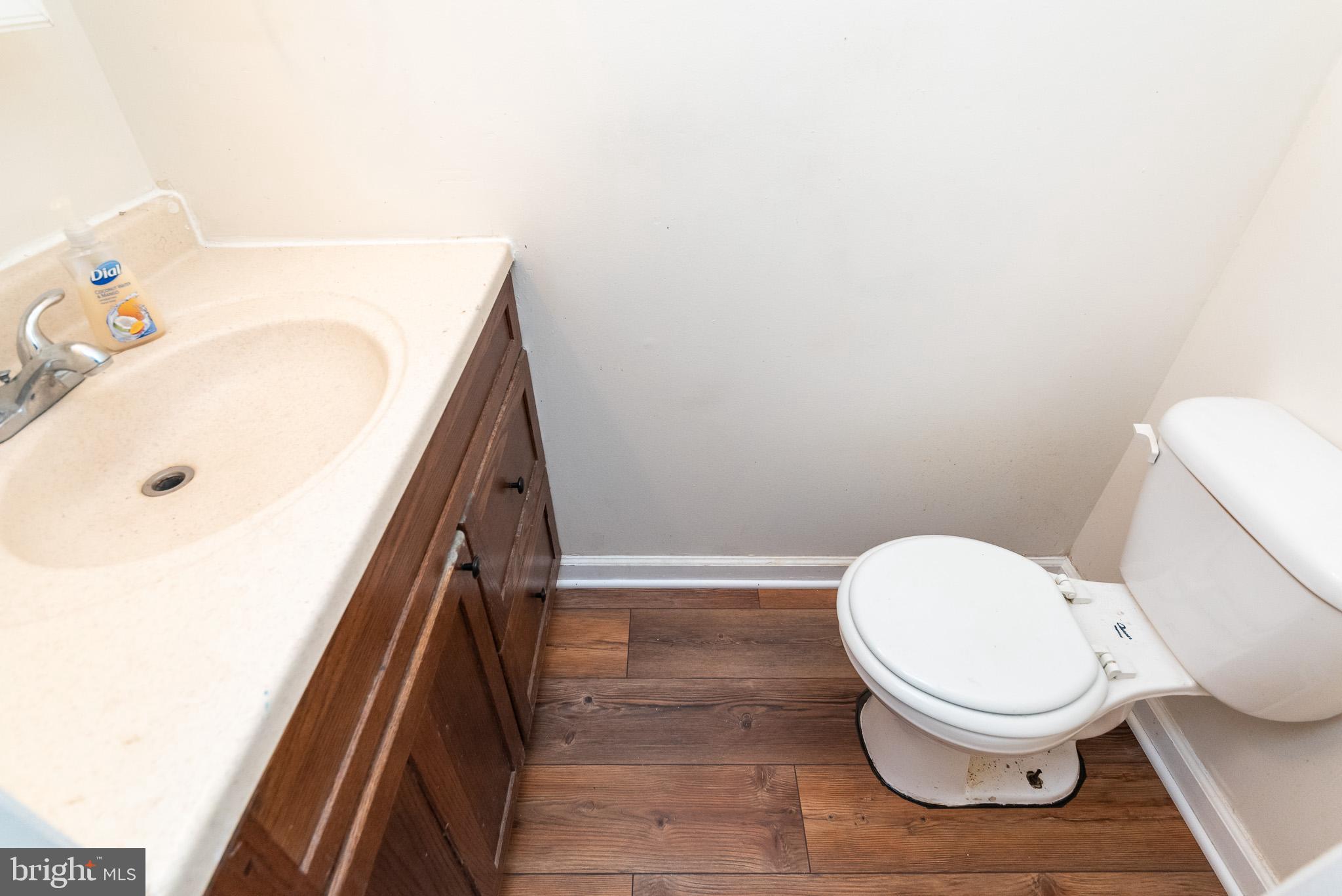 29 Kintore Court Baltimore, MD 21234 - Photo 18 of 32