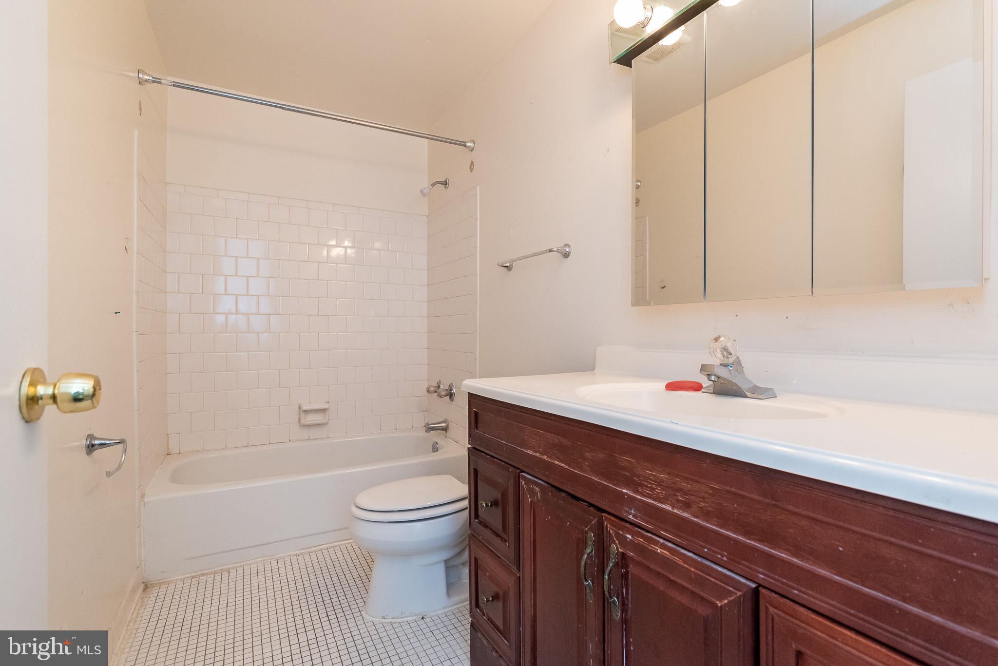 29 Kintore Court Baltimore, MD 21234 - Photo 25 of 32