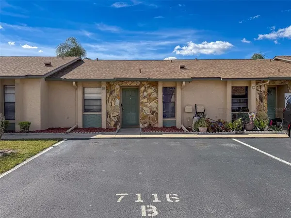 $1,495 | 7116 Barclay Avenue, Unit B, Spring Hill, FL 34609