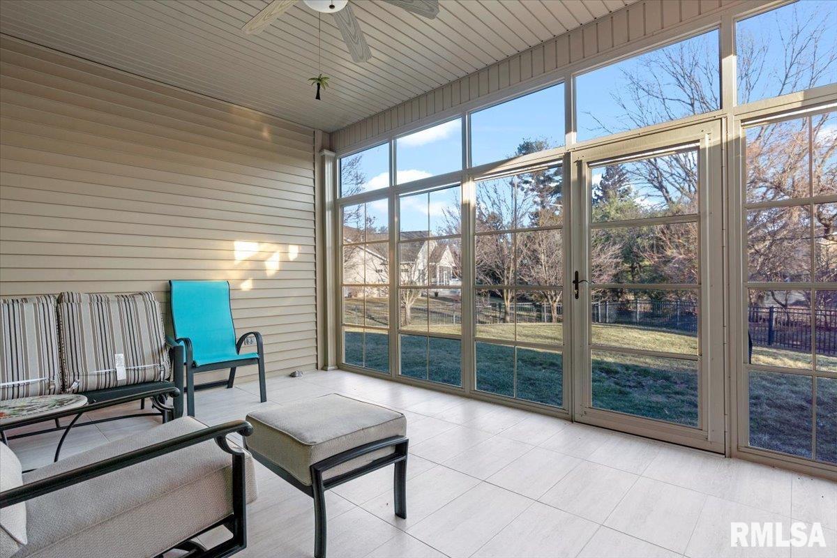 2408 Aaron Court Springfield, IL 62704 - Photo 32 of 37 Gallery Image 32