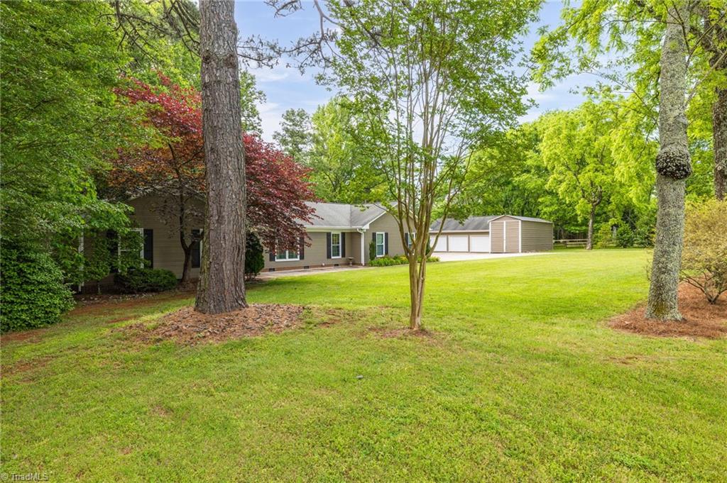2812 Oak Ridge Road Oak Ridge, NC 27310 - Photo 4 of 33