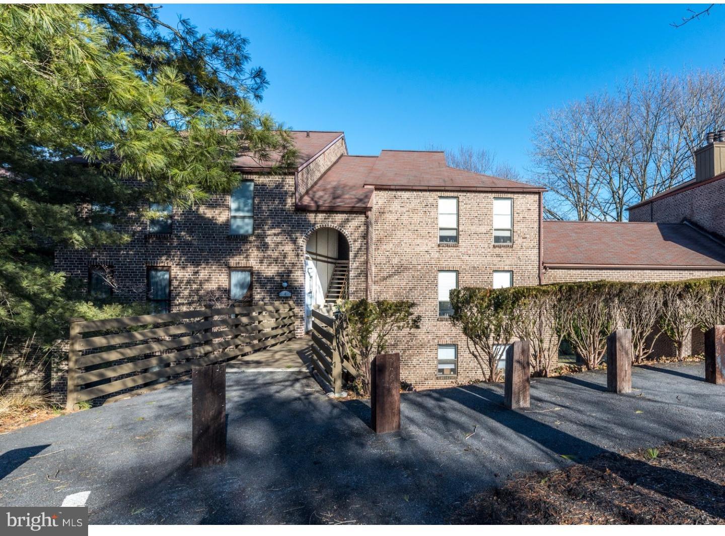 4 Fairway Road Reading, PA 19607 - Photo 1 of 25 Gallery Image 1