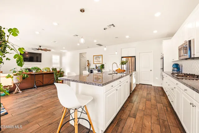 $1,329,000 | 153 Sequoia Avenue, Simi Valley, CA 93065