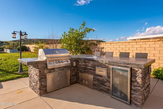 $1,329,000 | 153 Sequoia Avenue, Simi Valley, CA 93065